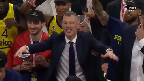 oMfNxEtZ0lK 7JTQ.jpg