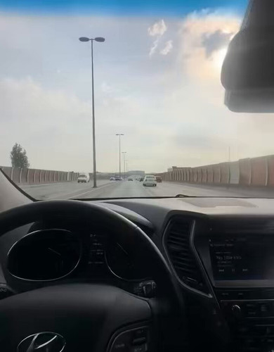 qb1aqrqF a HGY B.jpg