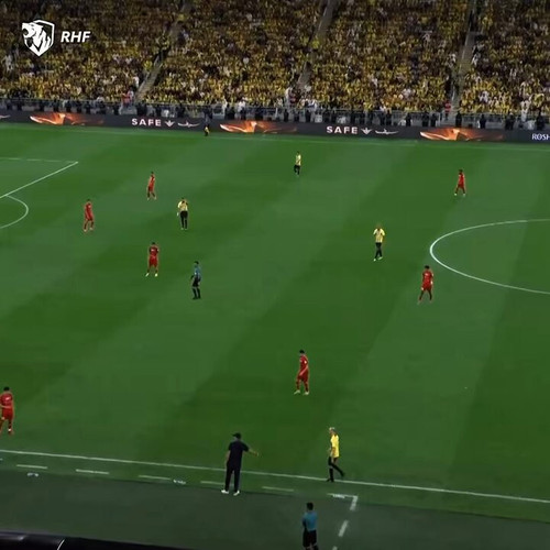 Is9 MUhRsN RUxLU.jpg