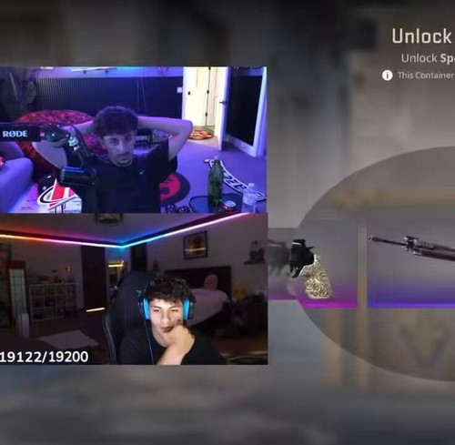 1u7gmSQRNziKfHBA.jpg