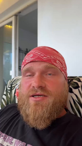 VUaJPRYE6L3vqZPH.jpg