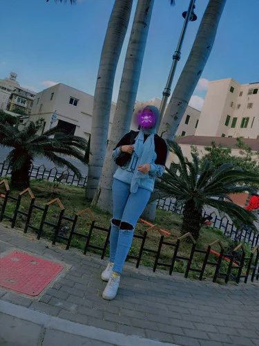 البوم بنوتة اندر ايدج محجبة تبعت نودز لحبيبها و تفرجة على جسمها  FXhdvVV