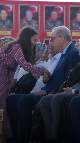 reK4koZ8AyMkrsAr.jpg