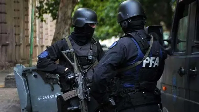 Rosario bajo excepción: se habilitó la Ley Antimafia y crecen los riesgos para ciudadanos y policías