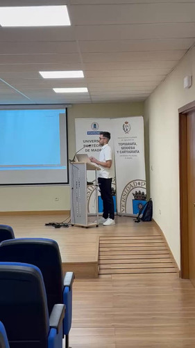 jLHGWM XpKE3q0p3.jpg