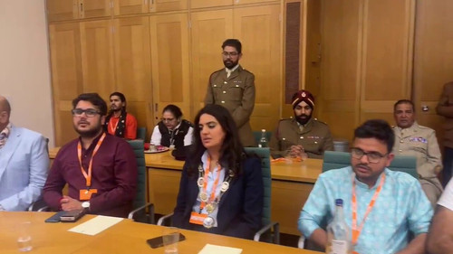 p7CEHeKKa U8SySU.jpg