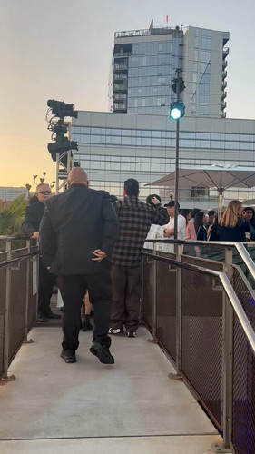 FNbmp2tEKr 5wNLC.jpg