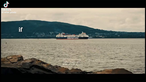 O gAYlWwIYtO7YlD.jpg