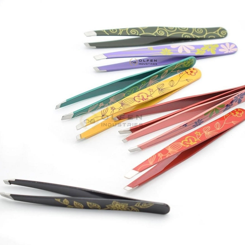 Eyebrow Tweezers.png