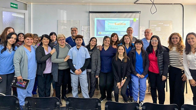 El Programa Provincial de Diabetes PROSADIA, perteneciente al Ministerio de Salud, realizaron capacitaciones en el Centro Adiestramiento Rene Favaloro (CARF) y en otros centros de salud del área programática de Rawson.