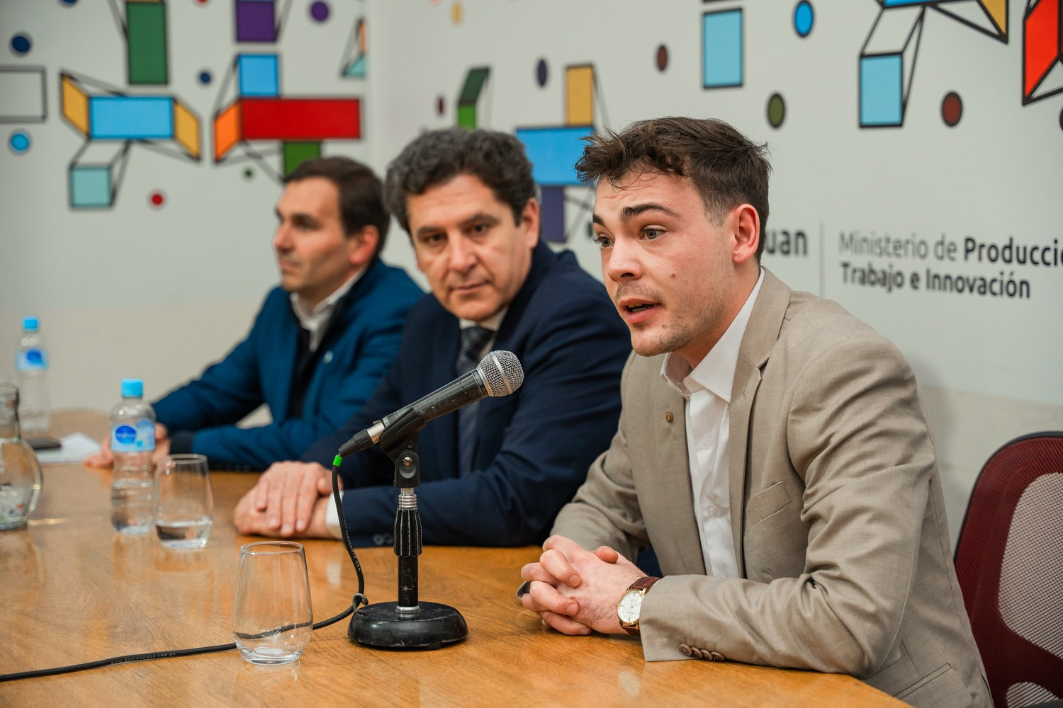 Renovando la apuesta del Gobierno de San Juan al desarrollo científico en la provincia,  se realizó la presentación de la 12va. edición del Premio Domingo Faustino Sarmiento de Ciencia e Innovación y el lanzamiento del Programa de Apoyo a la Investigación y Difusión Cientíﬁca.