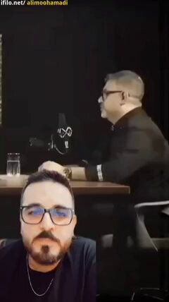 PETmv0bnjX7p4h0K.jpg