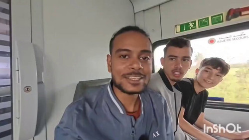 Rv5n30AlaHnNdeKa.jpg