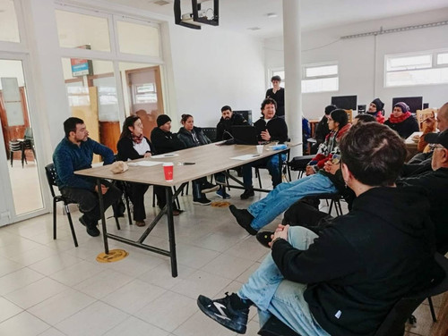 TALLER SOBRE INVERSIÓN PRODUCTIVA TOLHUIN.jpg