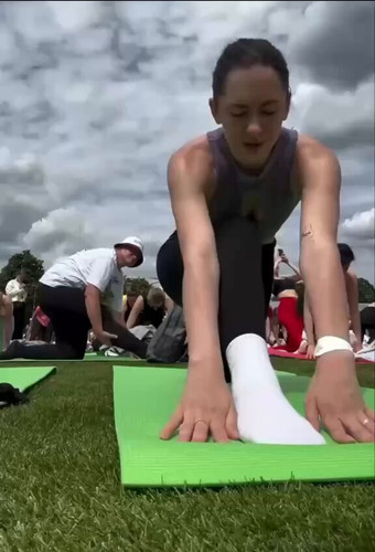 y90OxypfGsrmaq .jpg