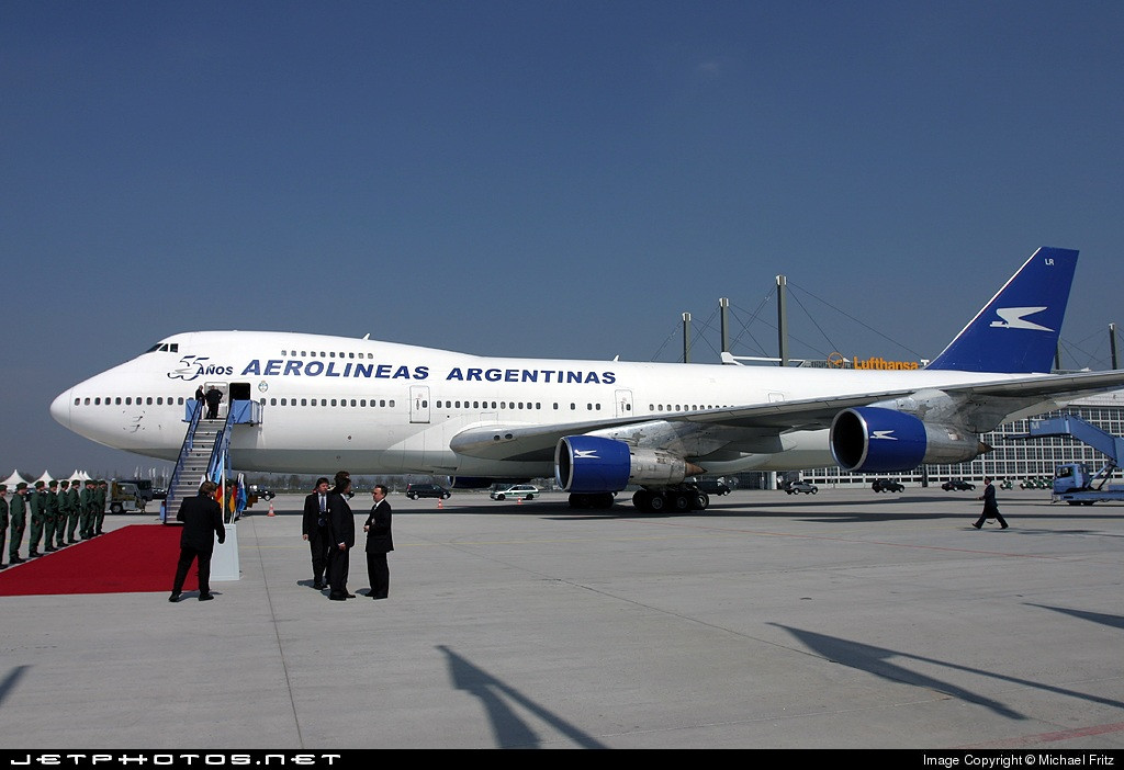 AVION 3.jpg AVION 3.jpg