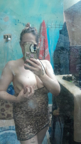  لبوه فاجره  FZ4u90G.md