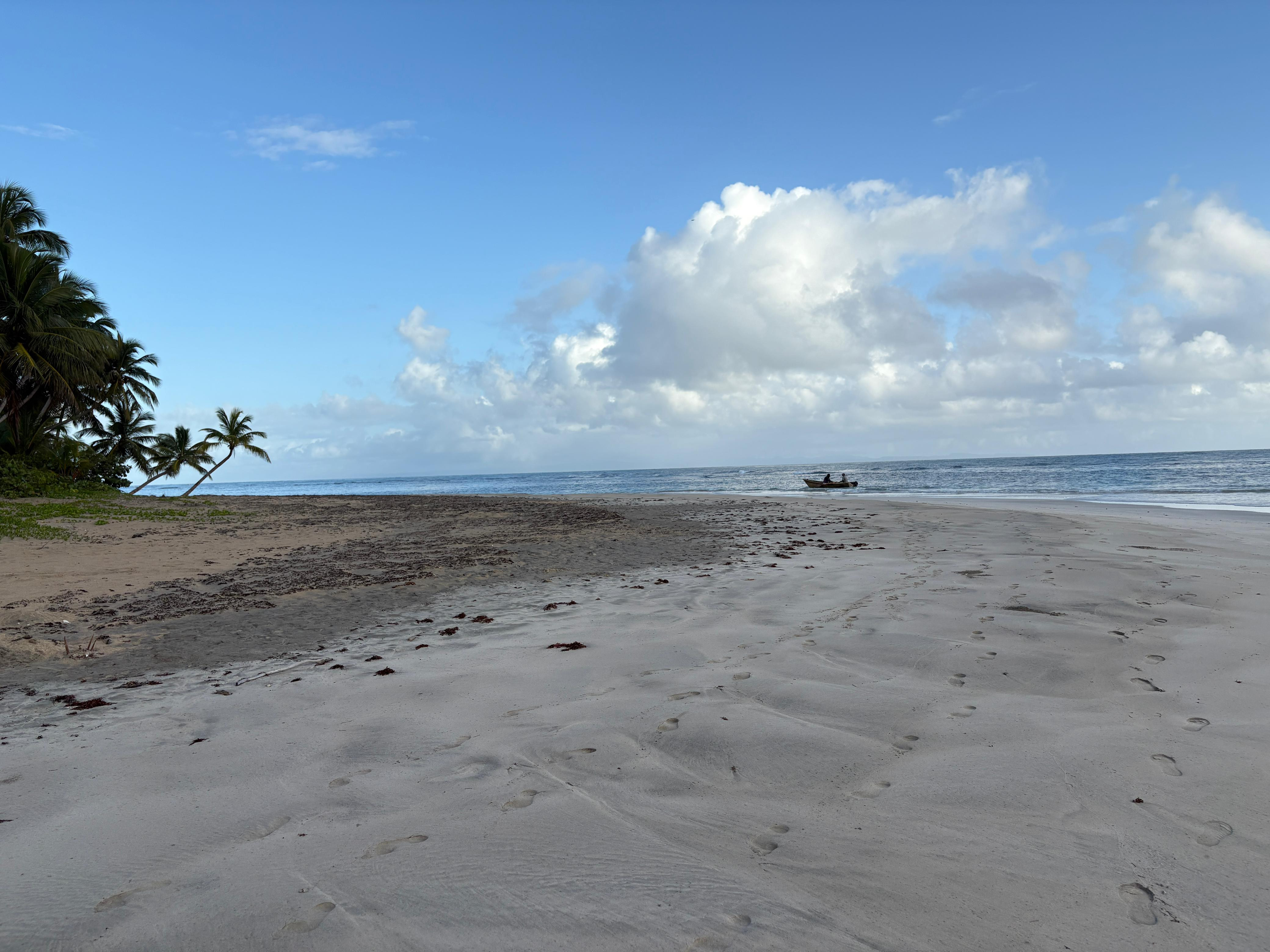 Pescadores, Playa Esmeralda Miches Rep Dominicana .jpeg Pescadores, Playa Esmeralda Miches Rep Dominicana .jpeg