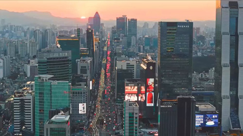 HVc33LQVMUEAC7 t.jpg