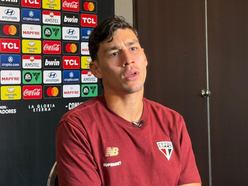 MURALHA DEFENSIVA!! Zagueiro brilha pelo Tricolor e exalta São Paulo como o maior do Brasil