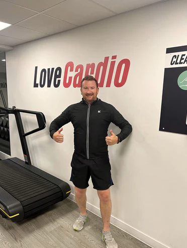 Ny517Ef7p mid 372x494 crop center.webp