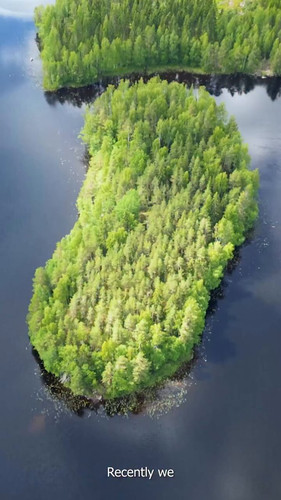 S ux 5bvOzucam9a.jpg