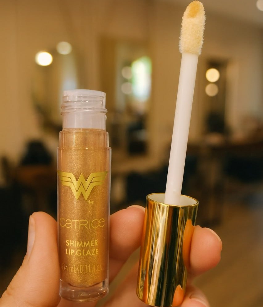 Gloss Labial Catrice Mulher Maravilha 010 Believe In Wonder