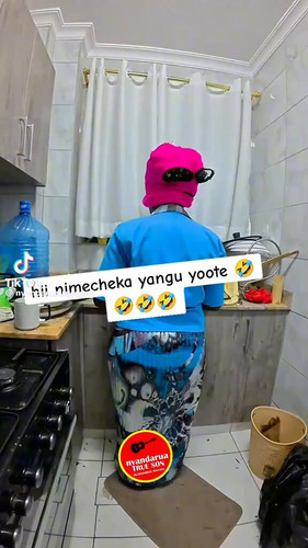 W5WouxTDVgJBnkHb.jpg