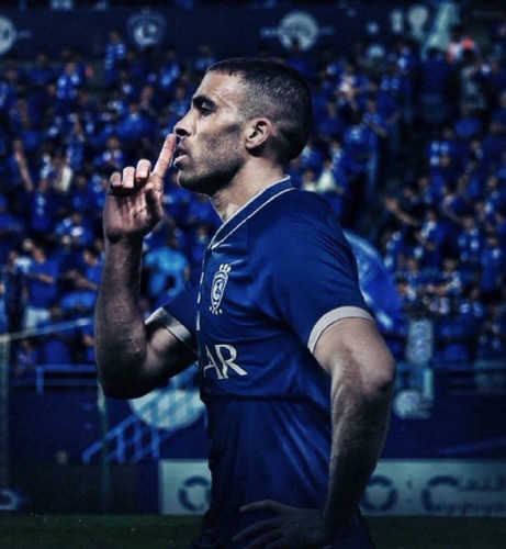 Gu3V79gW4AAtr0u.jpg