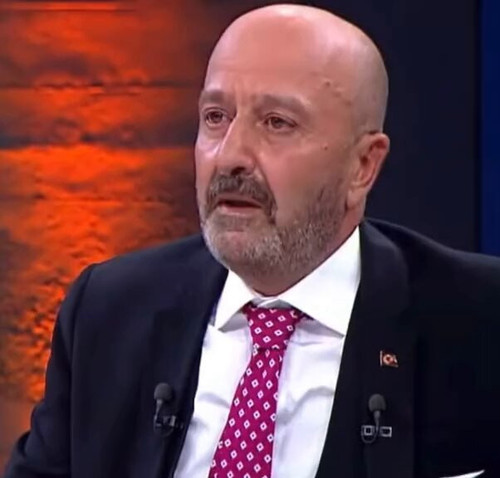 GqtxS ZTeDAQdvf8.jpg