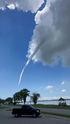 Sh MqNuWxDWbgxZo.jpg