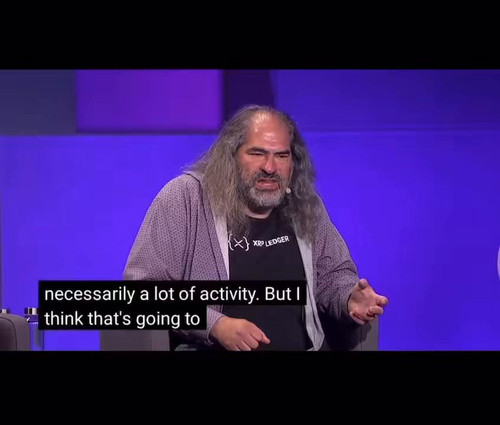 W5ljo4RKOzfNJlVO.jpg