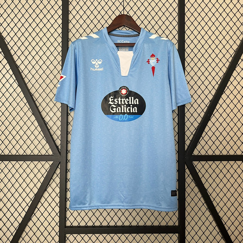 Celta de Vigo 24 25.jpg