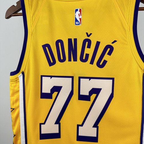 Lakers 2.jpg