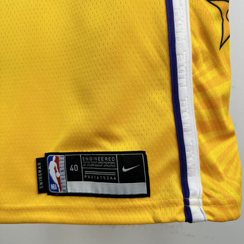 Lakers 3.jpg
