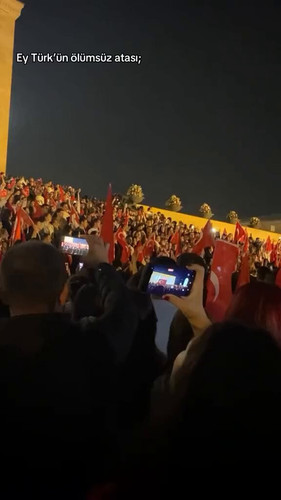m6UImHir dkk0A9S.jpg