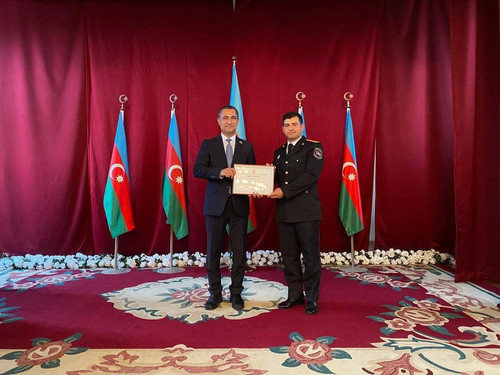 Gu3SEIbXQAATb83.jpg