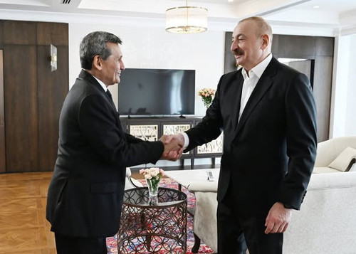 515438538 1051786047106962 3030236119524739166 n.jpg?stp=dst jpg p417x417 tt6& nc cat=100&ccb=1 7& n.jpg