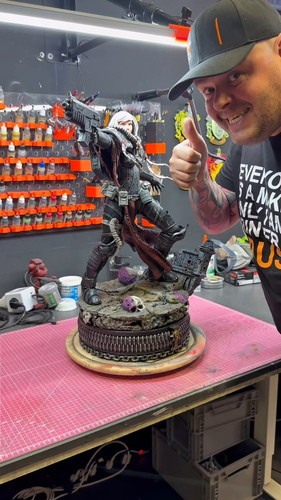 4h Ny4JcyiHLa4Ii.jpg