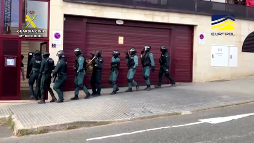 e eMfpDPAQfXVw35.jpg