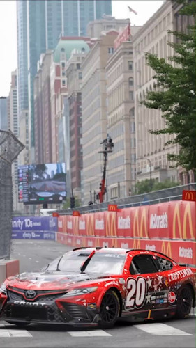 hN1 KCQ1HG6Qlp72.jpg