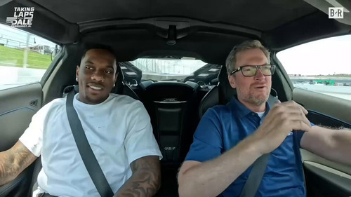 CFBwNn7R8TnhEuSq.jpg