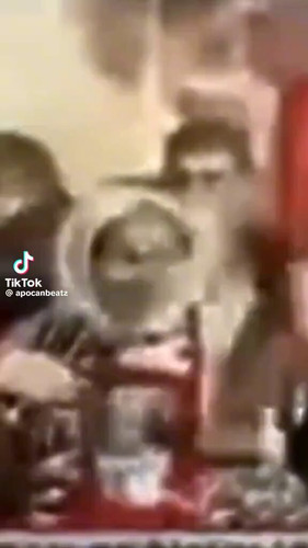 j EPE 8rkFDqdiCT.jpg