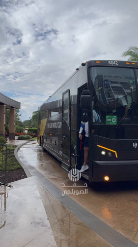 lXnqeSkh0UgkvY Y.jpg