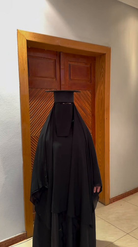 b Pqh0rjPR5lJ6Rl.jpg