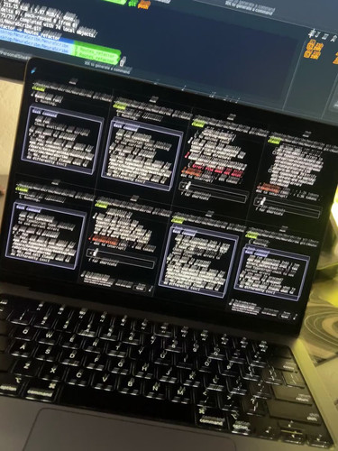 ry9X AtTrCv5sFlJ.jpg