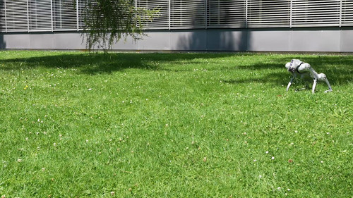 z7EOTbu Zxq2THux.jpg