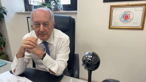 s L8T MOoacb281R.jpg