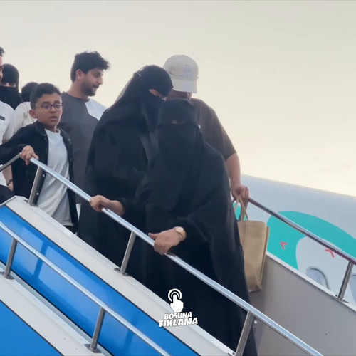 2 DcedDGHGhK EHv.jpg