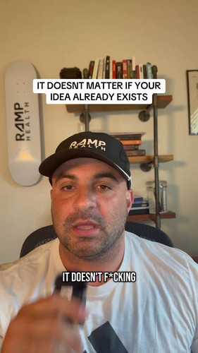 9uzuK8BlHu4 DiHX.jpg